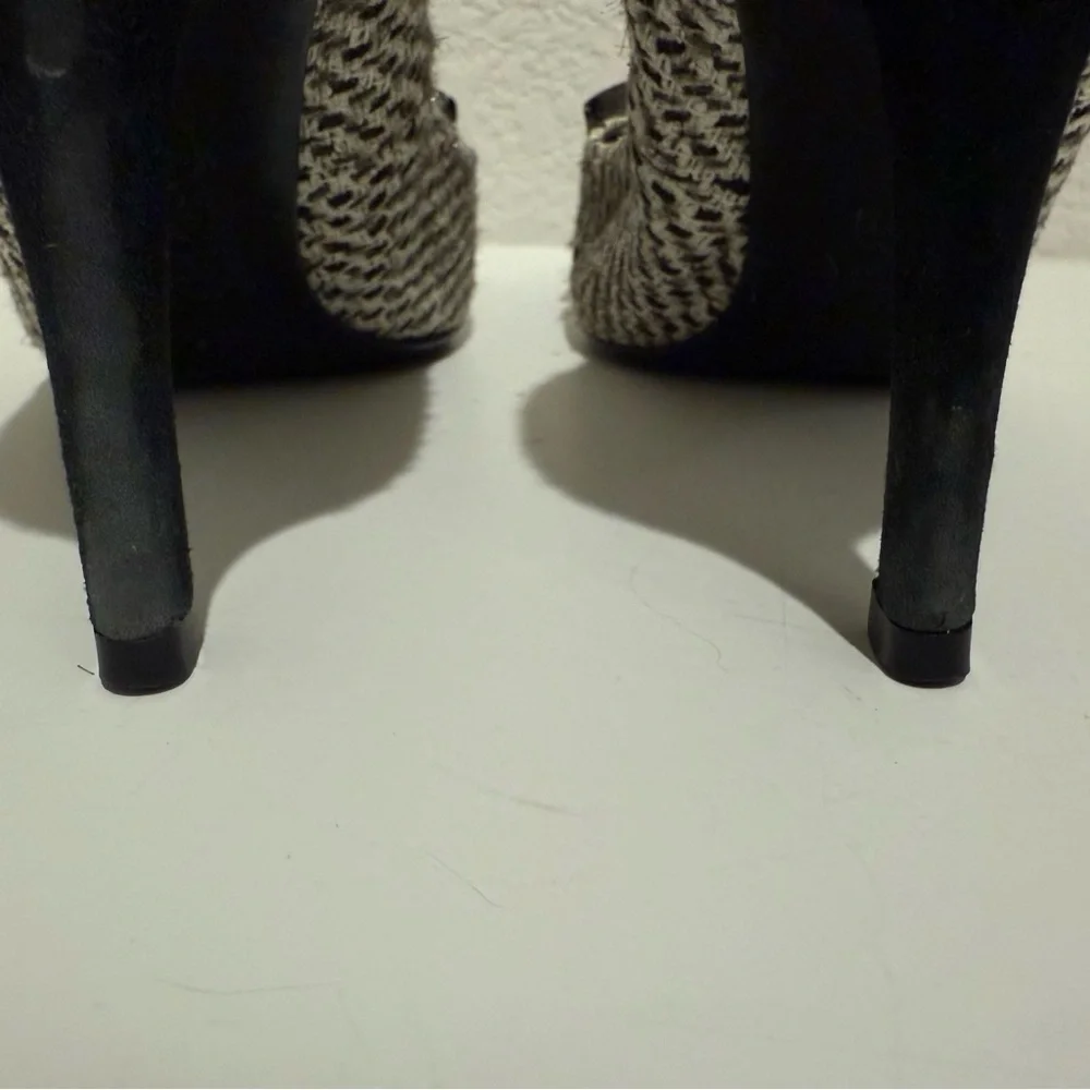 Tory Burch Cleo Tweed and Silk Bow High Heel Pump Brown Navy Leopard Size 7